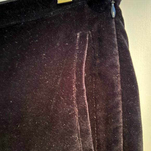 Boden,Black Velvet crop Pant,sz 10,worn once,per. cond.side zipper,side pockets - Picture 5 of 10